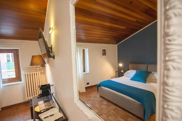 Tek Büyük Yataklı Oda (1)