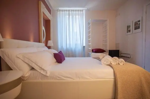 Tek Büyük Yataklı Oda (1)