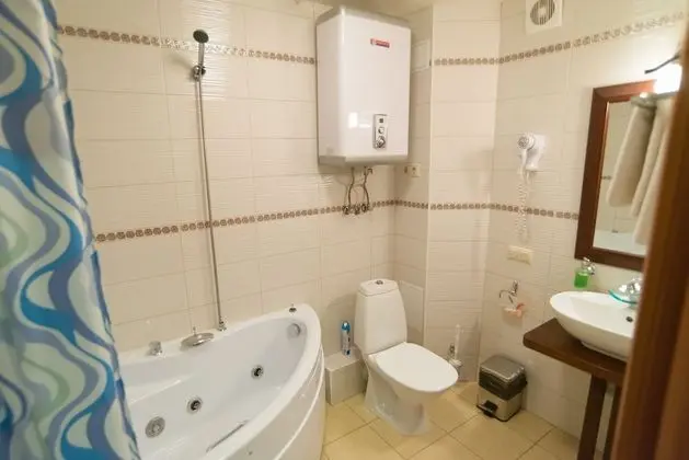 Standard Tek Büyük Yataklı Oda