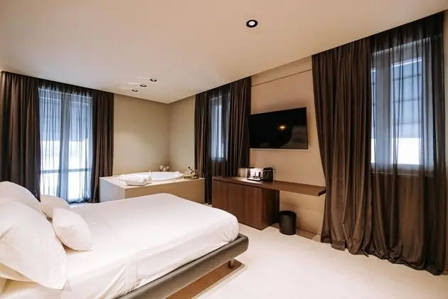 Superior Tek Büyük Yataklı Oda