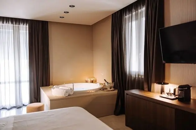 Superior Tek Büyük Yataklı Oda