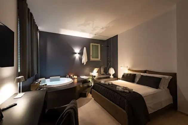 Romantic Tek Büyük Yataklı Oda