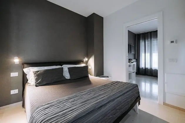 Romantic Tek Büyük Yataklı Oda