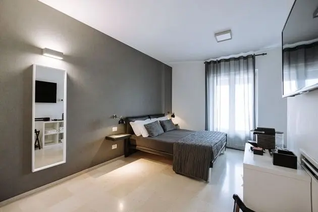 Romantic Tek Büyük Yataklı Oda