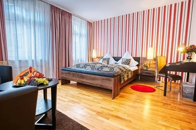 Superior Tek Büyük Yataklı Oda, Özel Banyo, Şehir Manzaralı
