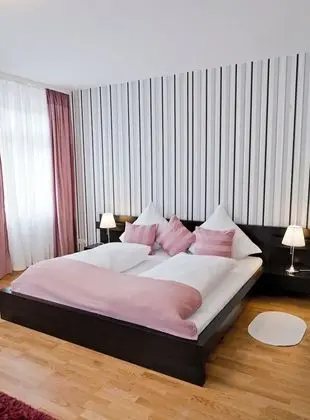 Superior Tek Büyük Yataklı Oda, Özel Banyo, Şehir Manzaralı