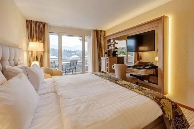 Tek Büyük Yataklı Oda, Balkon