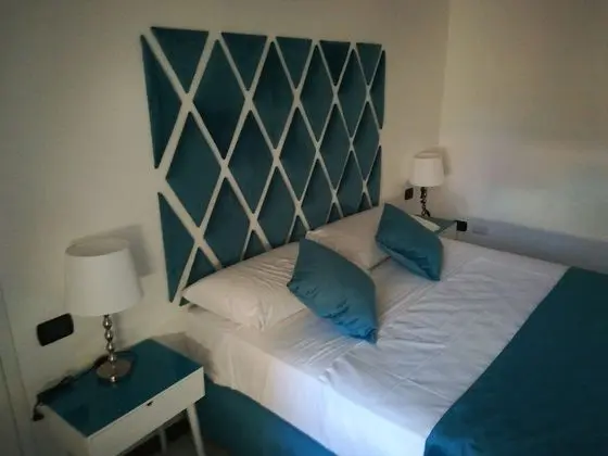 Classic Tek Büyük Yataklı Oda