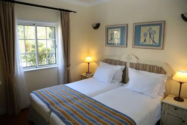 2 bedrooms apartment for three