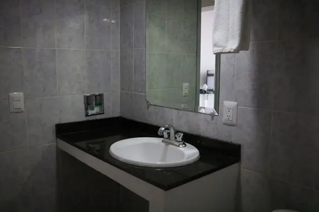 Standard Süit (Single)