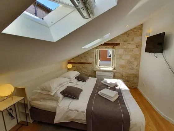 Superior double room - attic, City view