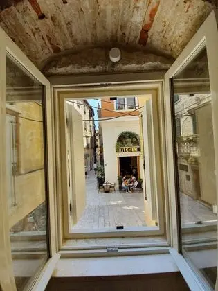Tek Büyük Yataklı Oda, Şehir Manzaralı