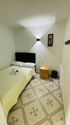 Basic Tek Büyük Yataklı Oda