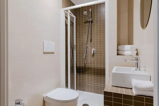 Deluxe Tek Büyük Yataklı Oda, Buzdolabı, Bahçe Manzaralı