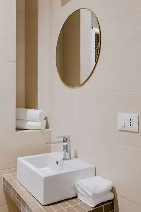 Deluxe Tek Büyük Yataklı Oda, Buzdolabı, Bahçe Manzaralı