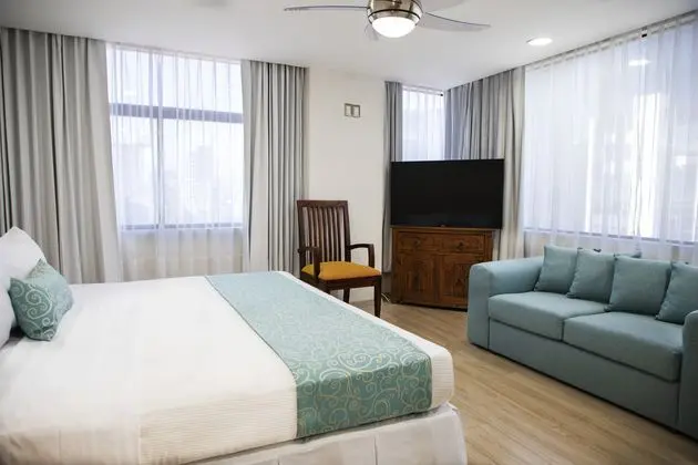 Junior Suit King Size Bed