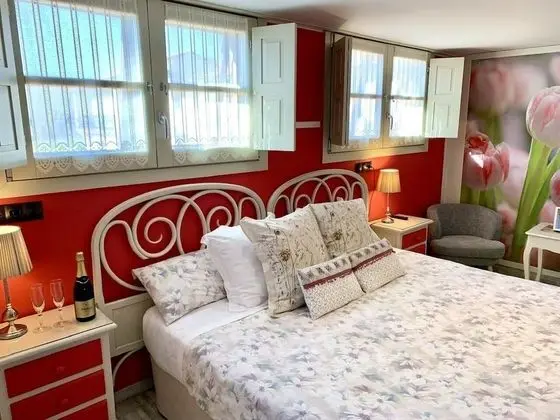 Family Süit, Sıcak Su Havuzu