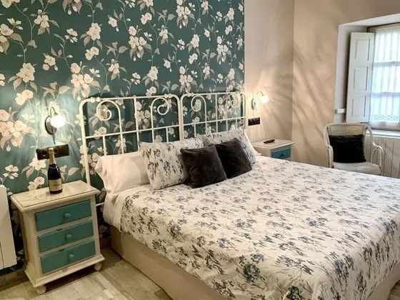 Süit, Sıcak Su Havuzu