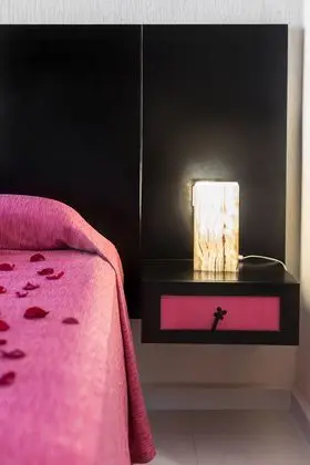 Apart Daire Queen Size Bed