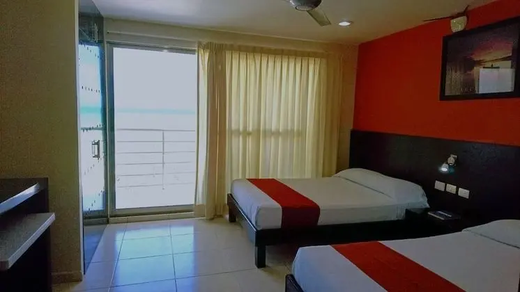 Standard Süit, Küçük Mutfak, Havuz Manzaralı