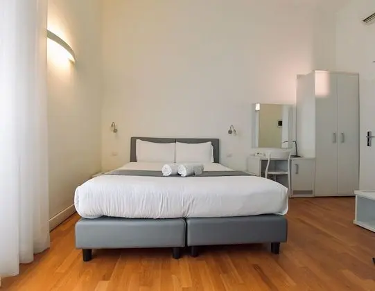 Superior Tek Büyük veya İki Ayrı Yataklı Oda