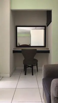 Standard Süit, Küçük Mutfak