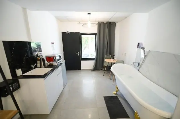 Design Süit, 1 Yatak Odası, Küvet, Bahçe Manzaralı