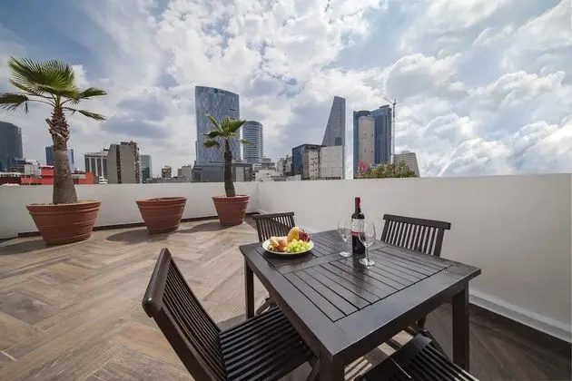 Çatı Katı Süiti (Penthouse)