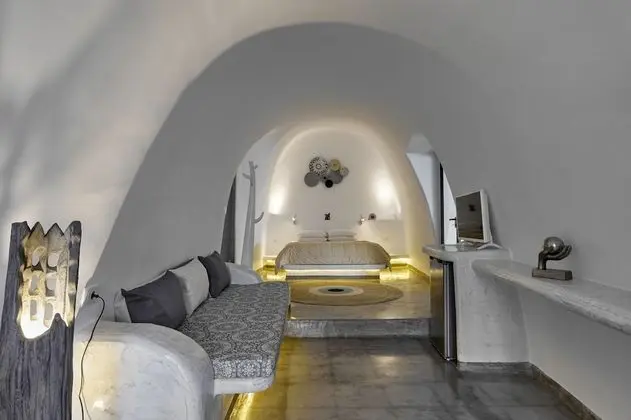 Gods Divine Suite indoor pool with hot tub and Caldera View