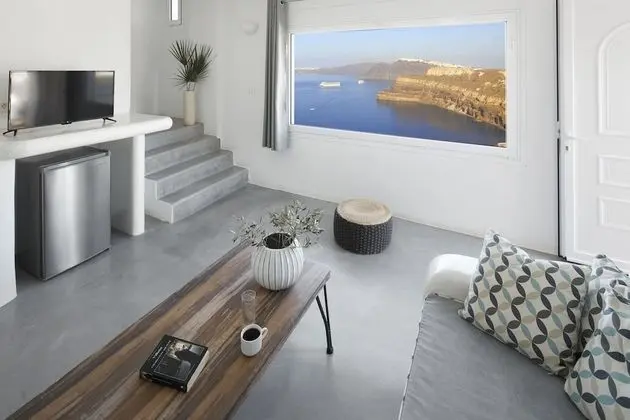 Grand Maisonette Caldera View