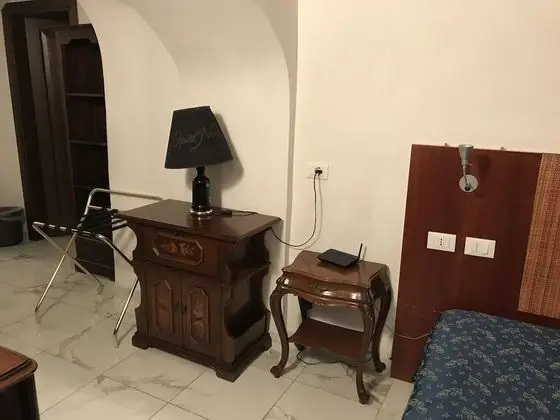 Üç Kişilik Oda