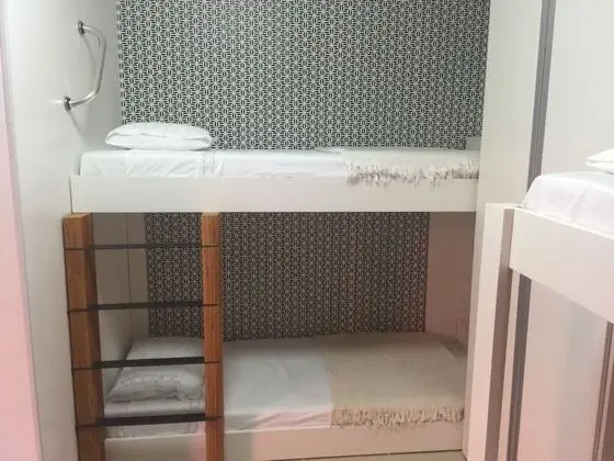 Comfort Dört Kişilik Oda