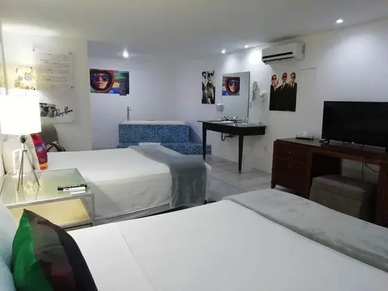 Basic Tek Büyük Yataklı Oda