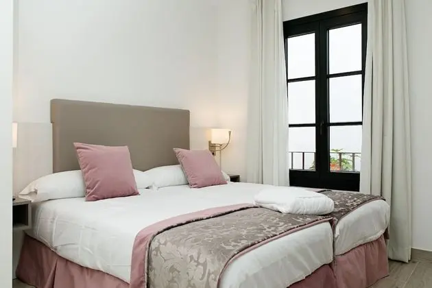 Family Çatı Katı (Loft), Avlu Manzaralı