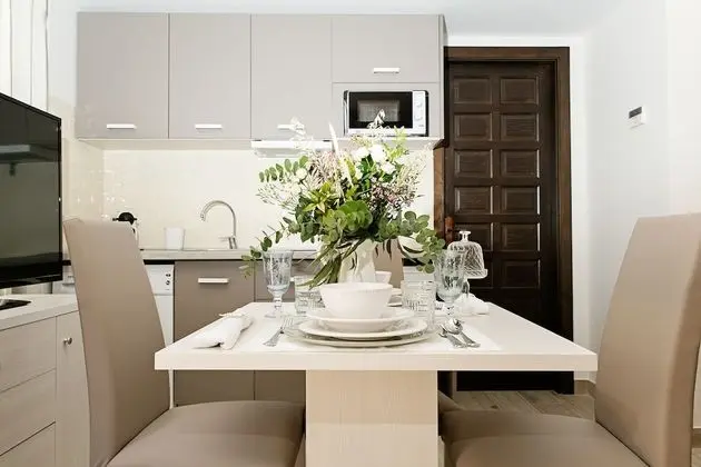 Family Çatı Katı (Loft), Avlu Manzaralı