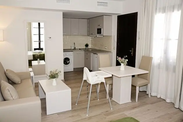 Family Çatı Katı (Loft), Avlu Manzaralı
