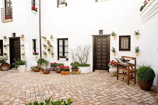 Family Çatı Katı (Loft), Avlu Manzaralı