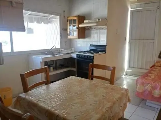 Basic Stüdyo, 2 Büyük (Queen) Boy Yatak, Sigara İçilebilir, Kısmi Deniz Manzarası