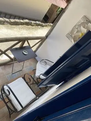 Basic Üç Kişilik Oda