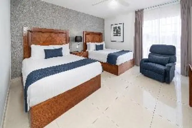 JUNIOR SUITE