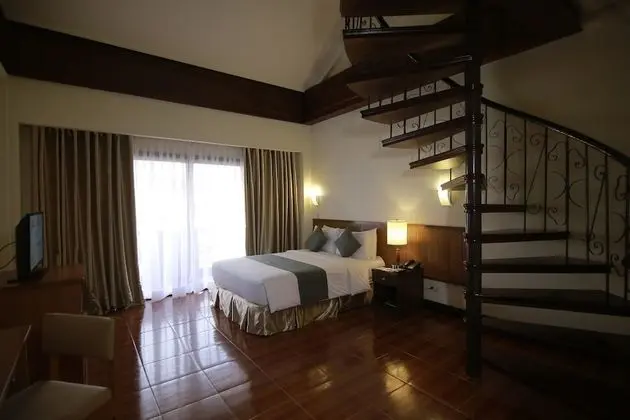 Club Çatı Katı (Loft)