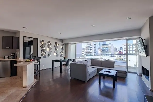 Çatı Katı Süiti (Penthouse)