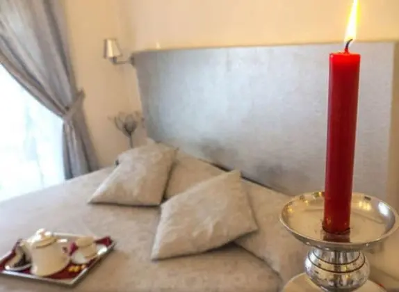 Süit, Sıcak Su Küveti (External)