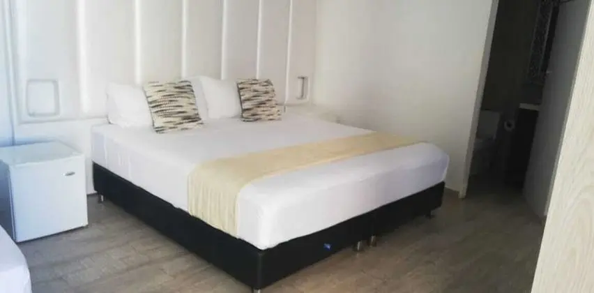 Standard Tek Büyük Yataklı Oda