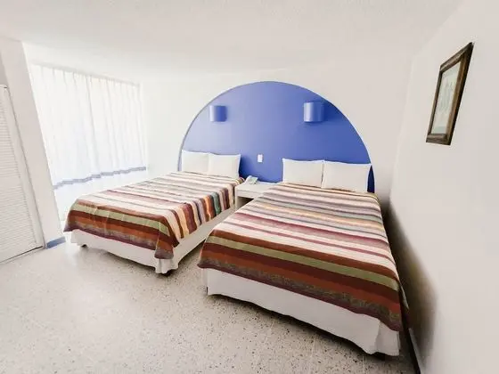 Standard Oda, Balkon, Havuz Manzaralı
