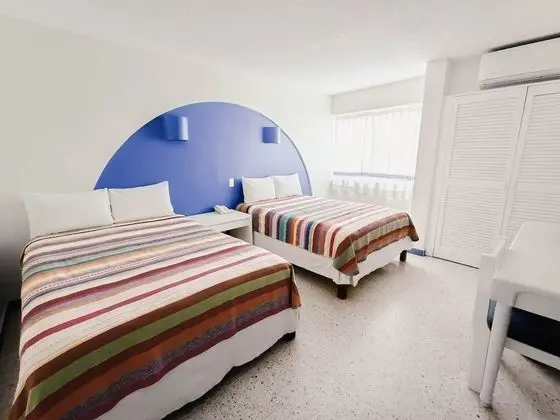 Standard Oda, Balkon, Havuz Manzaralı
