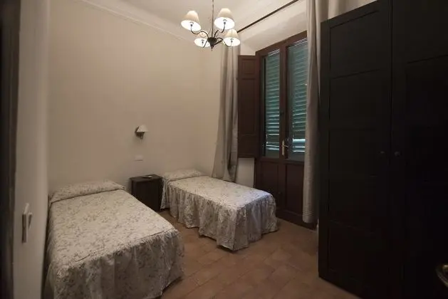 Comfort Room, 2 single beds, double bed NOT available.
