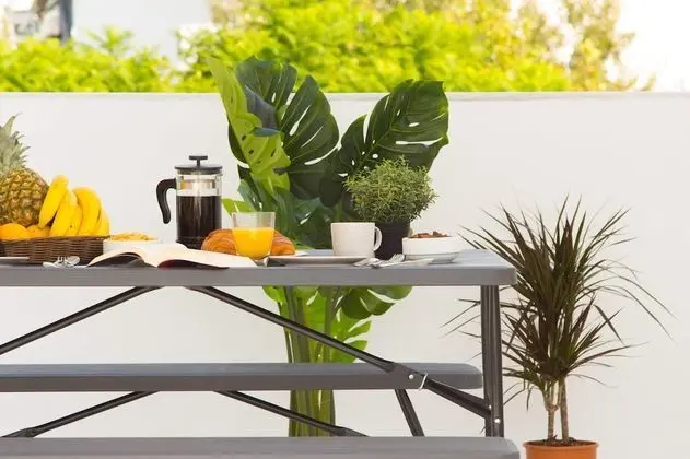 Junior Süit, Balkon