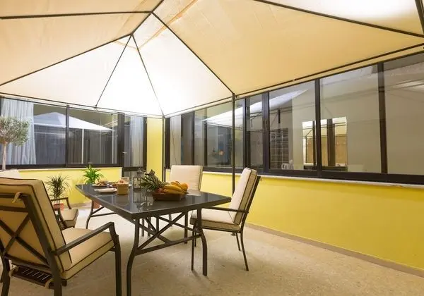 Premium Süit, Teras