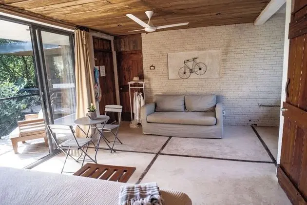 Nº 4 JUNGLE BEACH STUDIO A/C, WI FI, KITCHENETTE, TERRACE